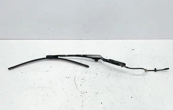 Volvo XC40 Front wiper blade arm 97036203 32341354
