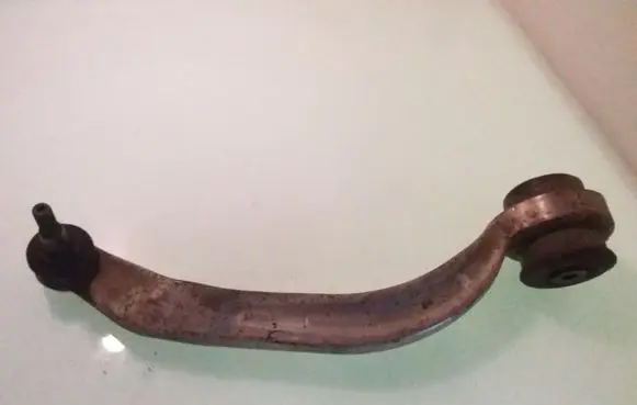 Volkswagen PASSAT B5.5 Front lower control arm/wishbone