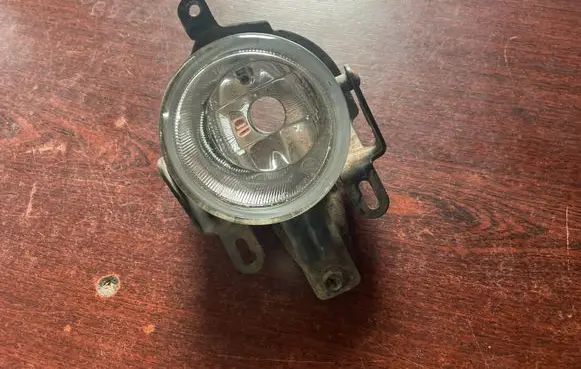 Nissan X-Trail T30 Front fog light P3140