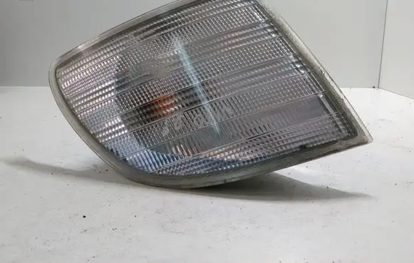 Mercedes-Benz Vito Viano W638 Front indicator light 6388200921