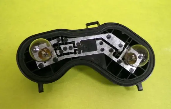 Renault Megane II Tail light bulb cover holder