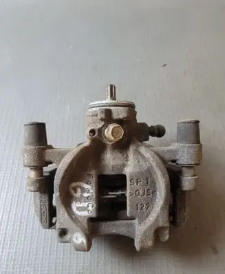 Rear brake caliper