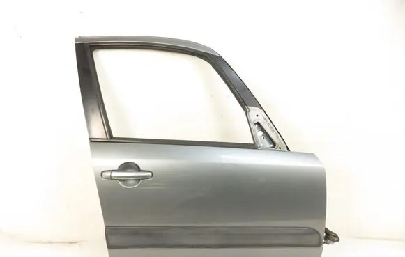 Suzuki SX4 Front door 