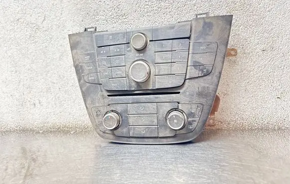 Opel Insignia A Head unit multimedia control 13273252 2010081122