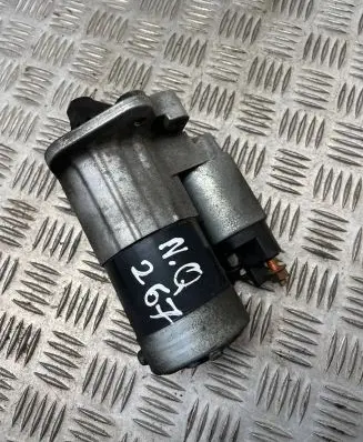 Nissan Qashqai Starter motor M000T87881 8200584675