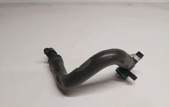 Volkswagen Golf Sportsvan Breather hose/pipe 04C103474B