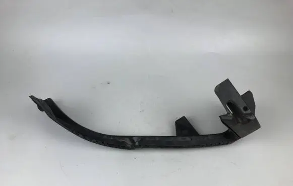 Subaru Outback Headlight/headlamp mounting bracket