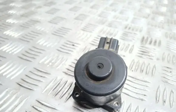 Nissan Almera EGR valve