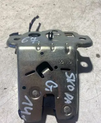 Skoda Octavia Mk3 (5E) Tailgate/trunk/boot lock/catch/latch 5E0827505 184041250113