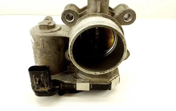 Opel Mokka Throttle valve 12671379AA