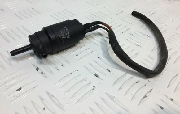 Mercedes-Benz E W210 Windscreen/windshield washer pump 0660001