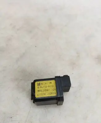 Opel Frontera A Other relay 8941129110 MR5L205B1