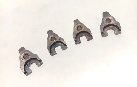 BMW 7 G11 G12 Fuel Injector clamp holder 