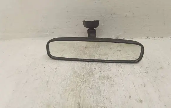 Mitsubishi Outlander Rear view mirror (interior) E4012197 E4022197