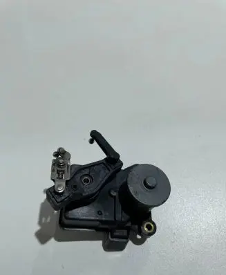 Mercedes-Benz CLS C219 Intake manifold valve actuator/motor A6421500294 70019705B6T103