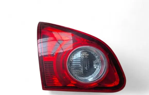 Tailgate rear/tail lights