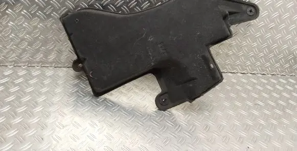 Toyota Avensis T270 Rear underbody cover/under tray 5762705010