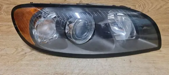 Volvo C70 Headlight/headlamp