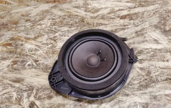 Cadillac XTS Rear door speaker 20884477