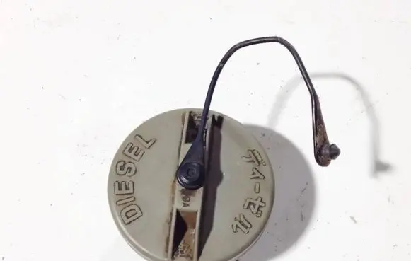 Fuel tank filler cap