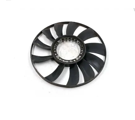 Audi A4 S4 B5 8D Fan impeller 058121301B