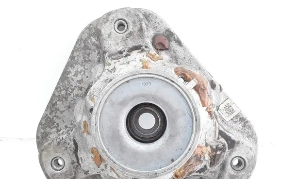 Mercedes-Benz E W212 Front upper strut mount A2123230020