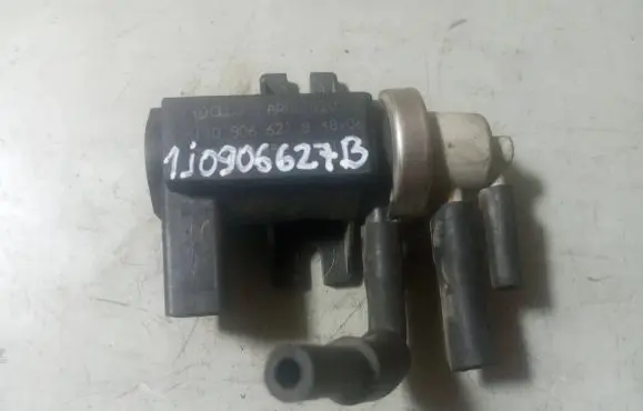 Skoda Octavia Mk1 (1U) Turbo solenoid valve 1J0906627B