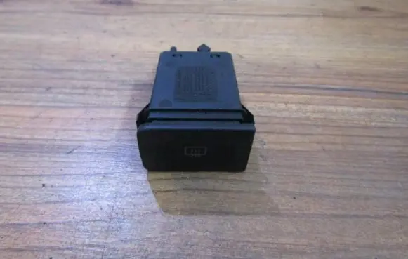 Volkswagen Golf IV Windscreen/window heater switch 1J0953235A 1J0953235B