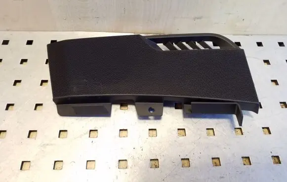 Side speaker trim/cover