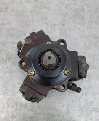 Fuel injection high pressure pump