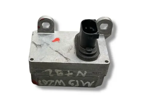 Mercedes-Benz C W203 ESP acceleration yaw rate sensor A2095420018 10098515074 448801001018