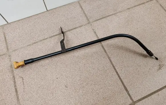 Subaru Legacy Oil level dip stick 