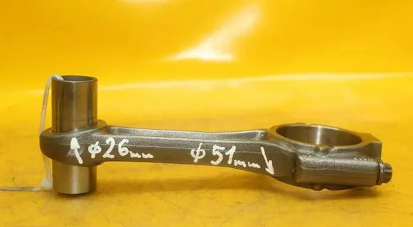 Volkswagen Polo IV 9N3 Connecting rod/conrod 045F
