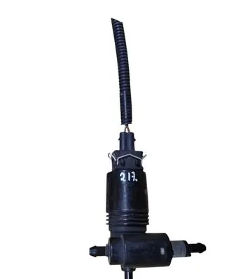 Nissan Note (E11) Windscreen/windshield washer pump 30097