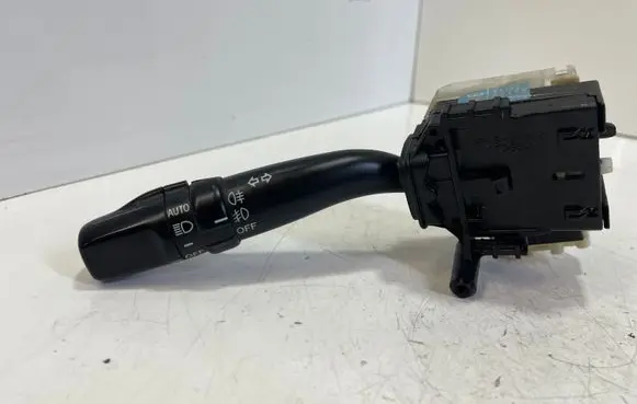 Toyota Avensis T250 Indicator stalk 173650
