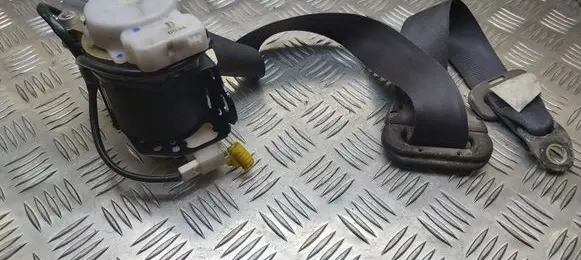 Toyota Prius (XW10) Front seatbelt 35370 35637
