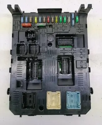 Citroen C4 I Picasso Comfort/convenience module 28120836 281201930B 281192483B
