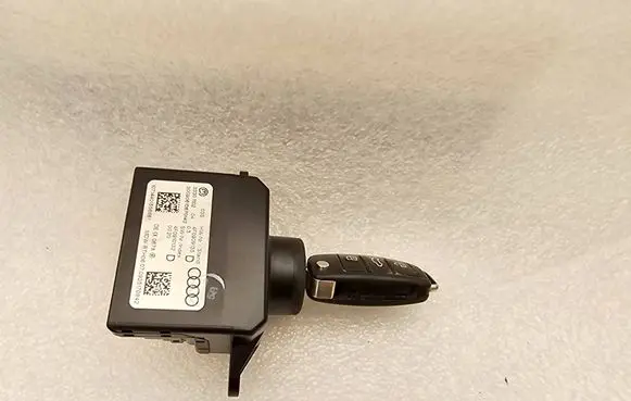Audi A6 S6 C6 4F Ignition lock 4F0909135D 4F0910132D