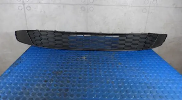 Skoda Fabia Mk3 (NJ) Front bumper lower grill CART6V0853677E 6V0853677E 6V0807368A