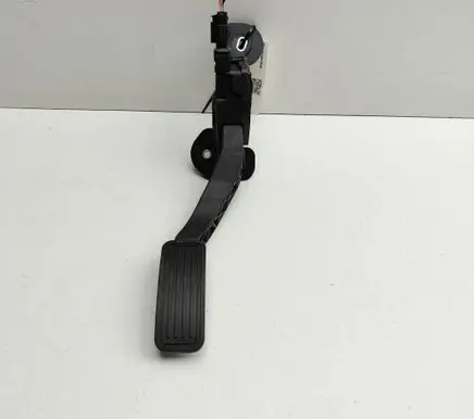 Tesla Model S Accelerator throttle pedal BE5C9F836AA 6PV93337017