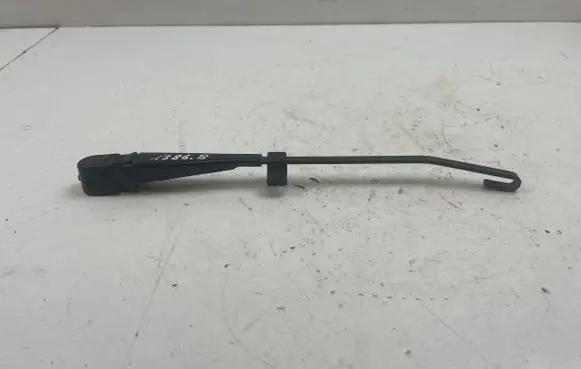 Cadillac Escalade IV Rear wiper blade arm 23270088