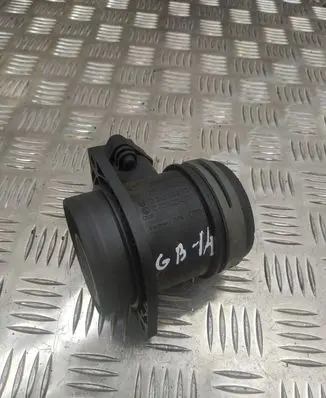 Volkswagen Touran I Mass air flow meter 038906461B