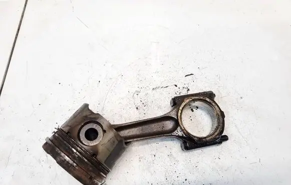 Peugeot 307 Piston with connecting rod 