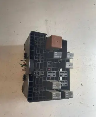 SsangYong Rexton Fuse module 8220108144