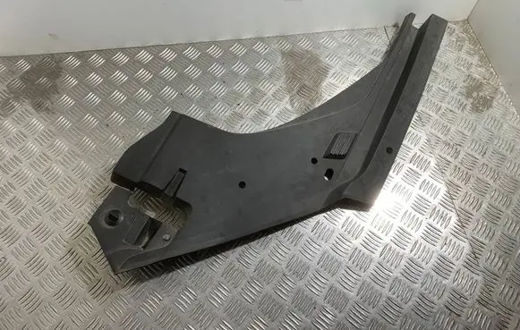 Audi Q7 4M Engine bonnet/hood lock trim molding 4M0805285A