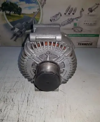 Audi A6 S6 C6 4F Generator/alternator TG16C014 06E903016D