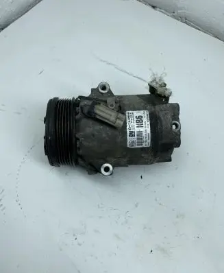 Opel Zafira B Air conditioning (A/C) compressor (pump) 13432837 401351739BL NB6