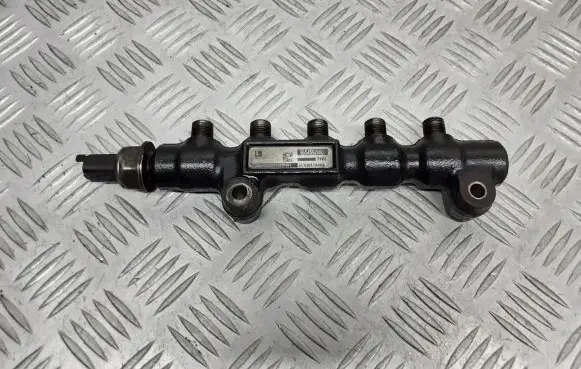 Peugeot 307 Fuel main line pipe 9654592680