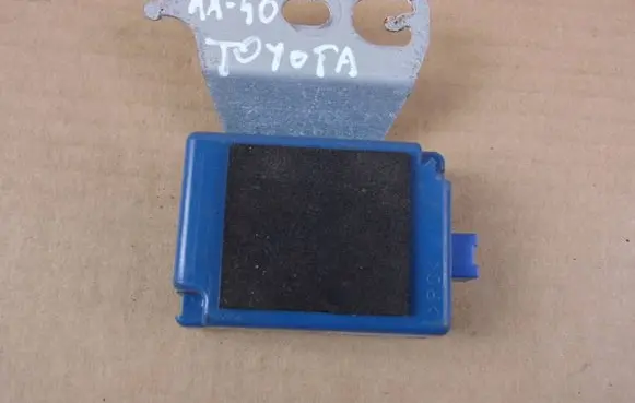 Lexus LS 460 - 600H Tire pressure control unit 8979350010