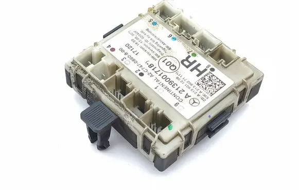 Mercedes-Benz E AMG W213 Door control unit/module A2139001718 A2139011208